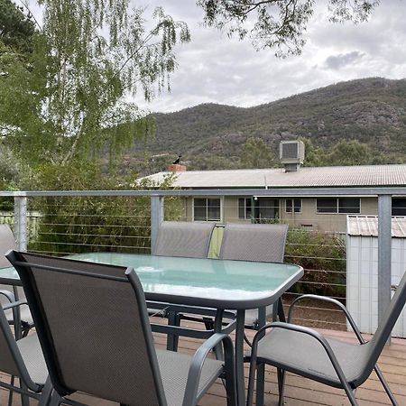3 Bedroom Holiday House ホールズギャップ エクステリア 写真